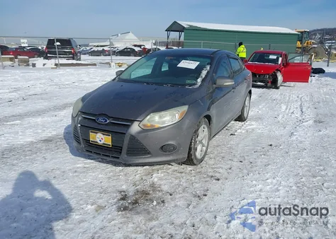 2013 Ford Focus Se z USA, uszkodzony, nr VIN 1FADP3F29DL261368